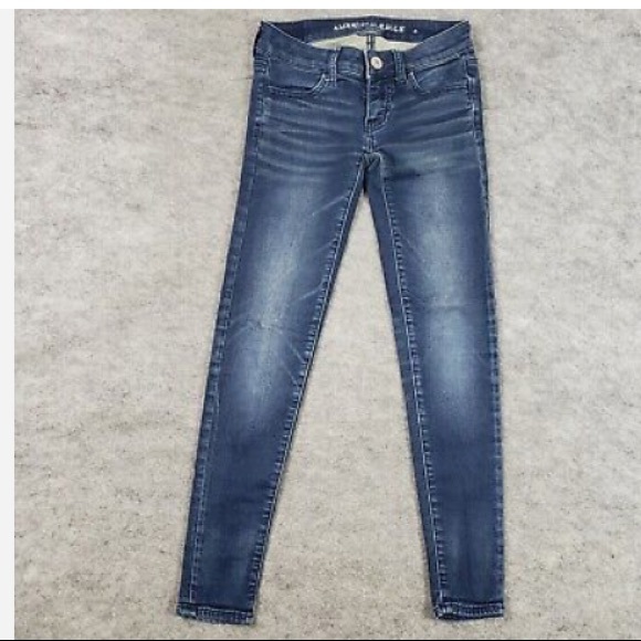 American Eagle Outfitters Denim - American eagle skinny jegging. Size 00. Euc